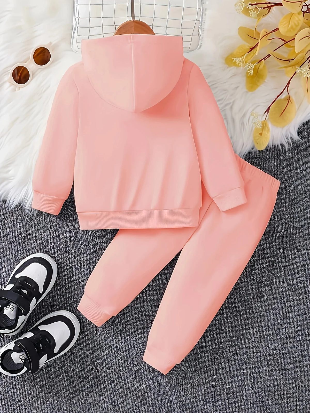 Big sale heart Dog Pink fleece spirng fall winter hooded clothing sets for baby girls cheap