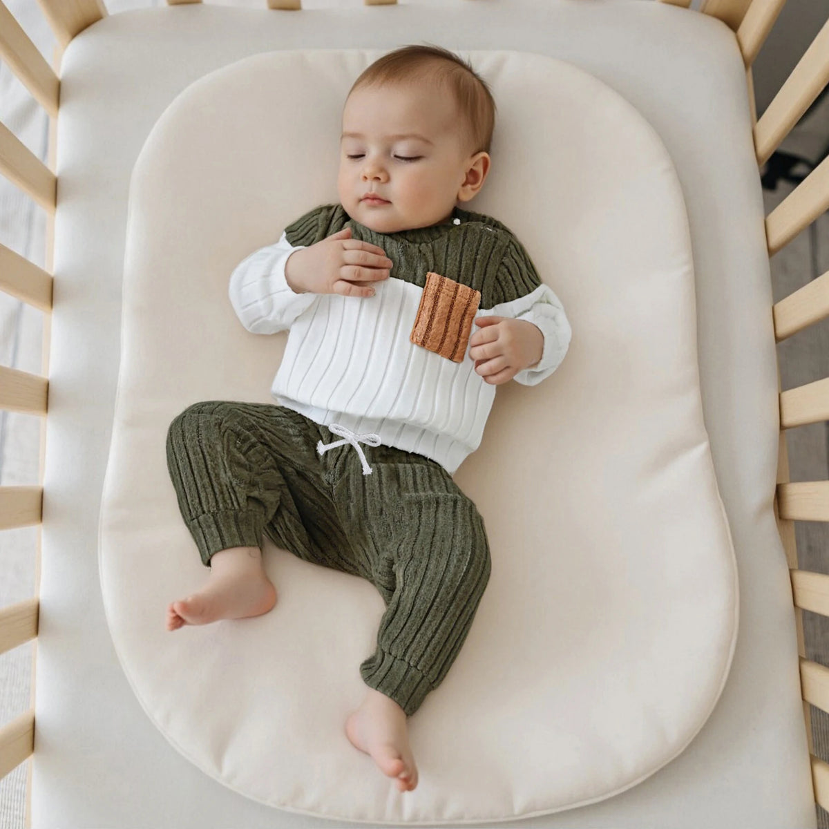 Toddler Baby Boys Clothing Set Fashionable Plush Long Sleeve Pullover with Solid Color Pants 2 Pcs Winter Outfits